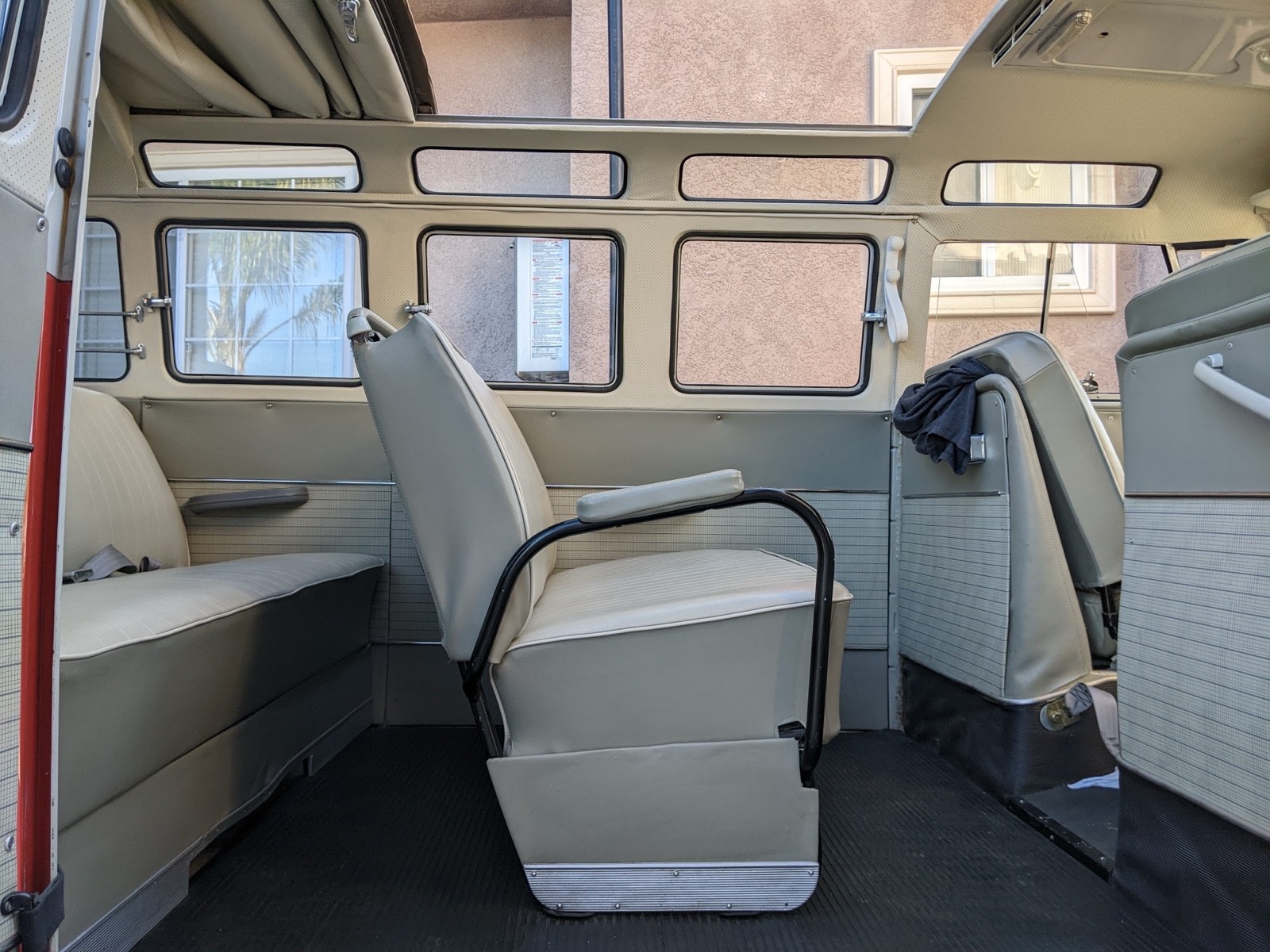 Volkswagen-Microbus-1964-Wagon-18