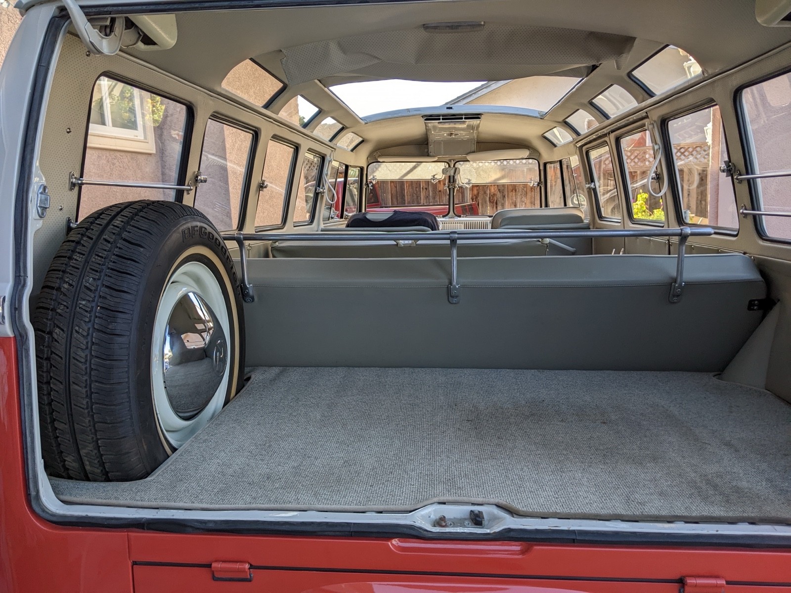 Volkswagen-Microbus-1964-Wagon-19
