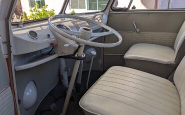 Volkswagen-Microbus-1964-Wagon-23