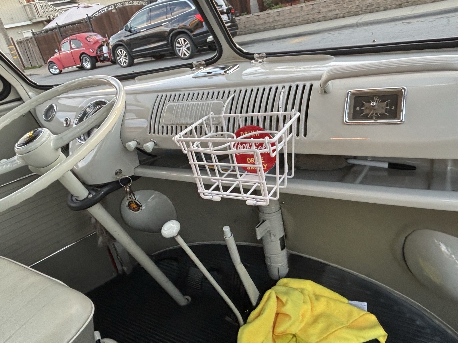 Volkswagen-Microbus-1964-Wagon-25