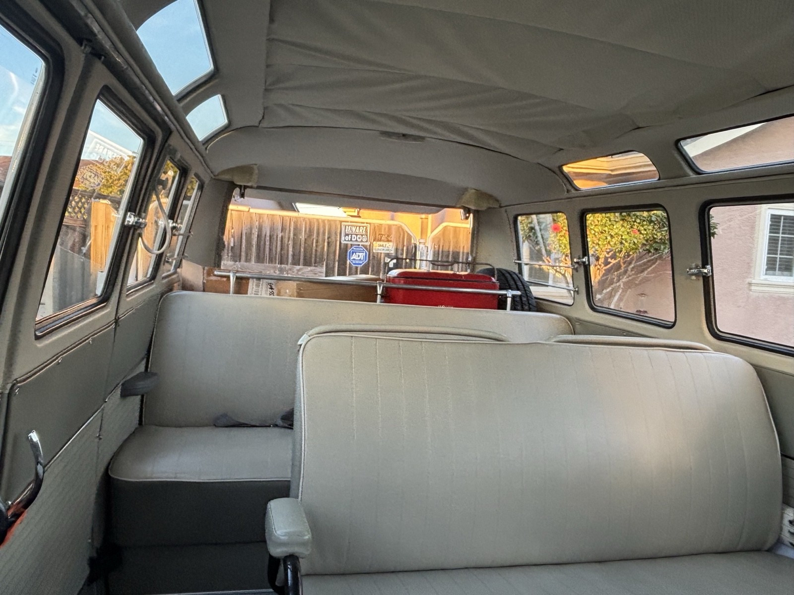 Volkswagen-Microbus-1964-Wagon-26
