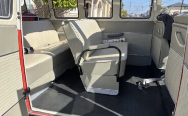 Volkswagen-Microbus-1964-Wagon-29
