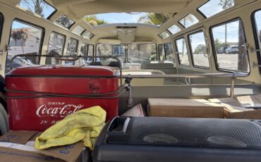 Volkswagen-Microbus-1964-Wagon-34