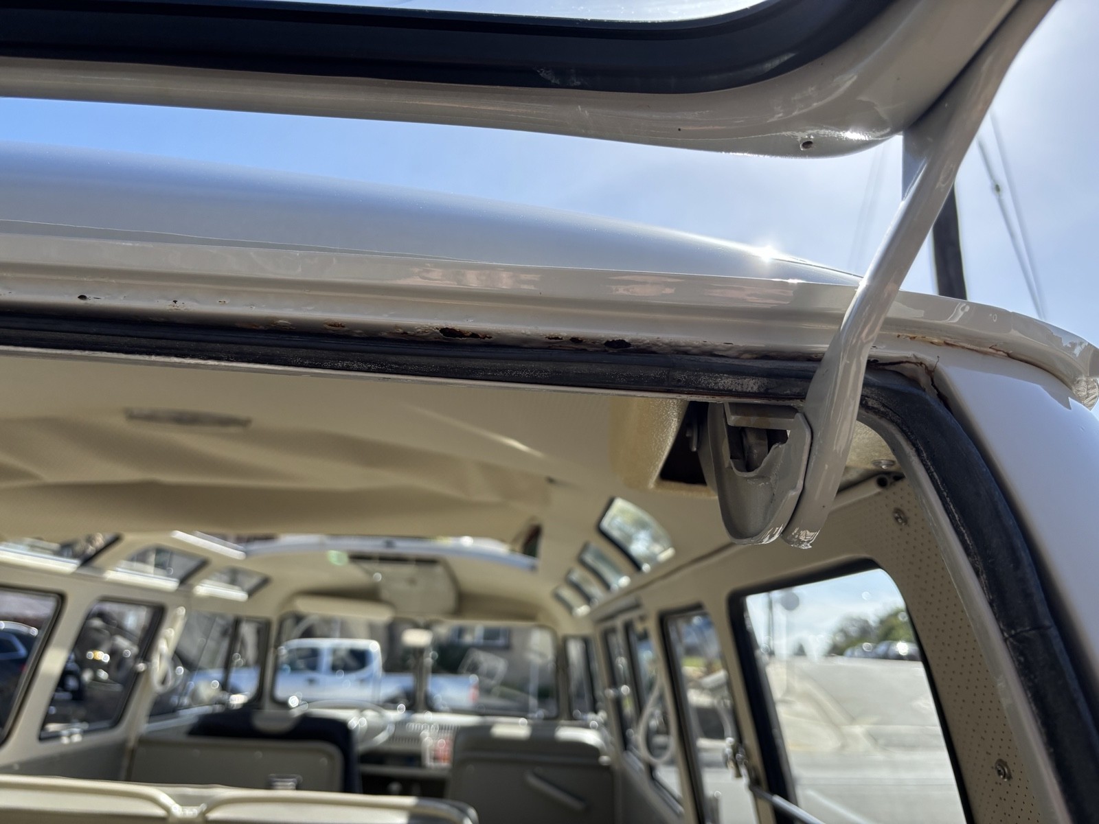 Volkswagen-Microbus-1964-Wagon-36