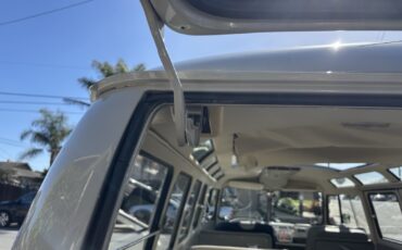 Volkswagen-Microbus-1964-Wagon-37