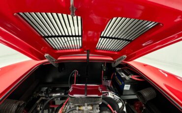 Volkswagen-Other-1969-Guards-Red-Black-19