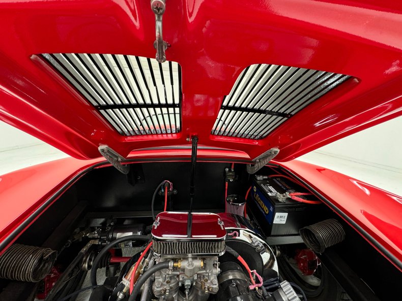 Volkswagen-Other-1969-Guards-Red-Black-19