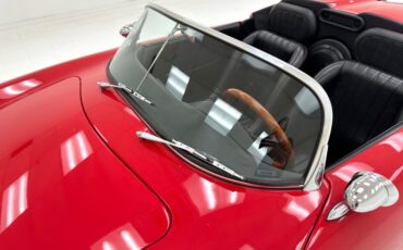 Volkswagen-Other-1969-Guards-Red-Black-3
