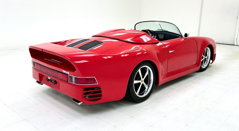 Volkswagen-Other-1969-Guards-Red-Black-46