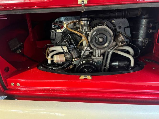 Volkswagen-Other-1975-Red-11