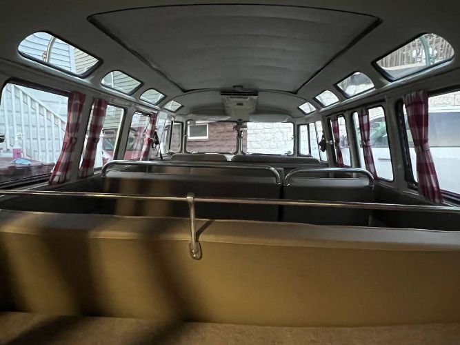 Volkswagen-Other-1975-Red-21