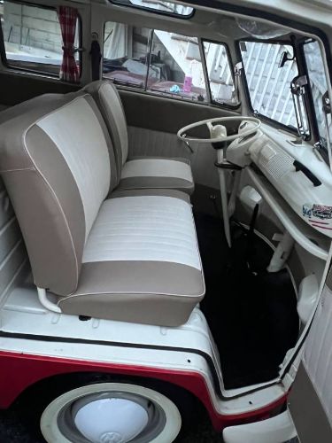 Volkswagen-Other-1975-Red-24