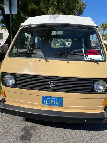 Volkswagen-Other-1980-Yellow-1