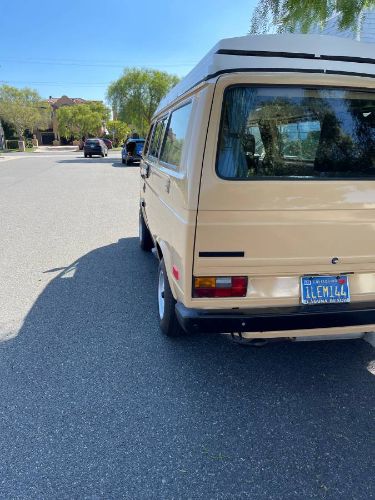 Volkswagen-Other-1980-Yellow-10