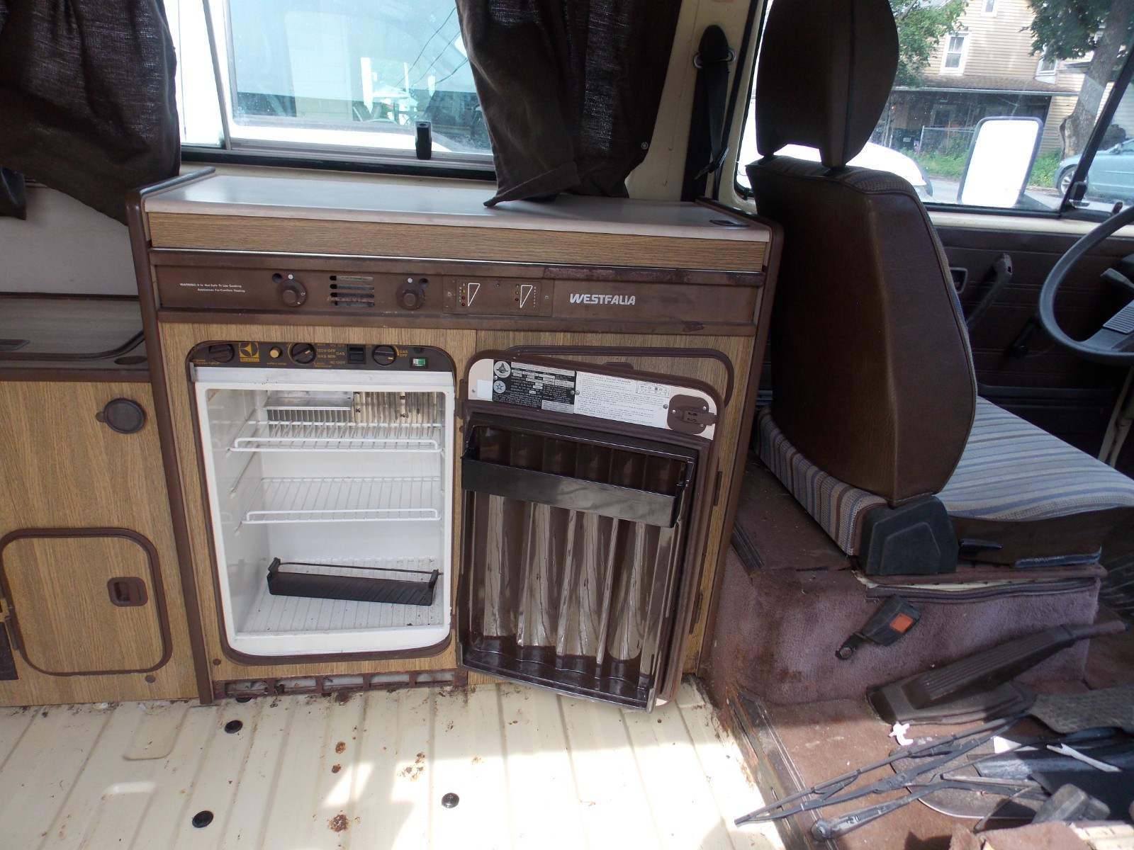 Volkswagen-Other-1981-Minivan-25