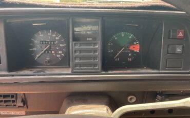 Volkswagen-Other-1982-Aswan-Brown-3