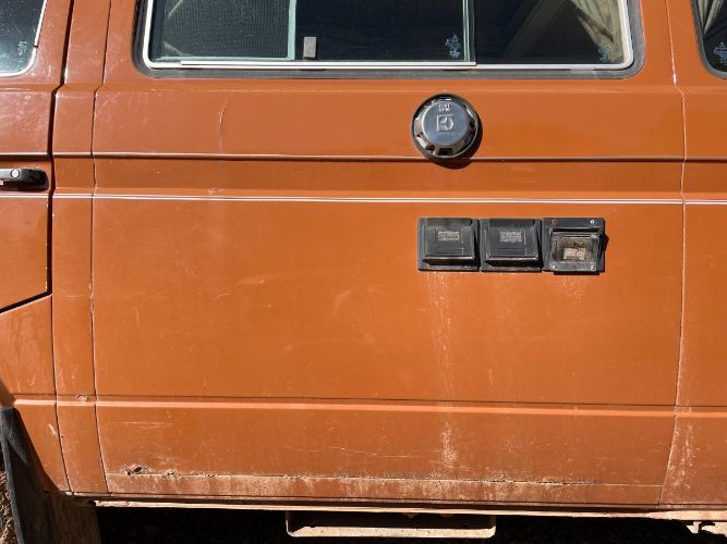 Volkswagen-Other-1982-Aswan-Brown-6