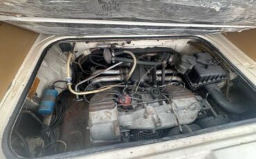 Volkswagen-Other-1983-White-Beige-13