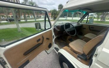 Volkswagen-Other-1983-White-Beige-17
