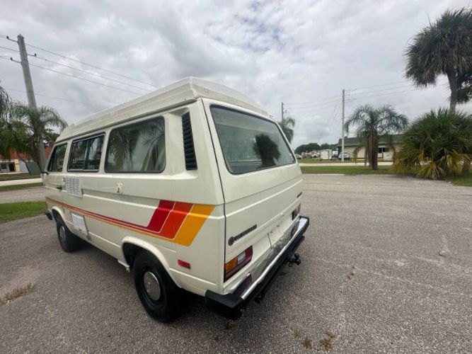 Volkswagen-Other-1983-White-Beige-18