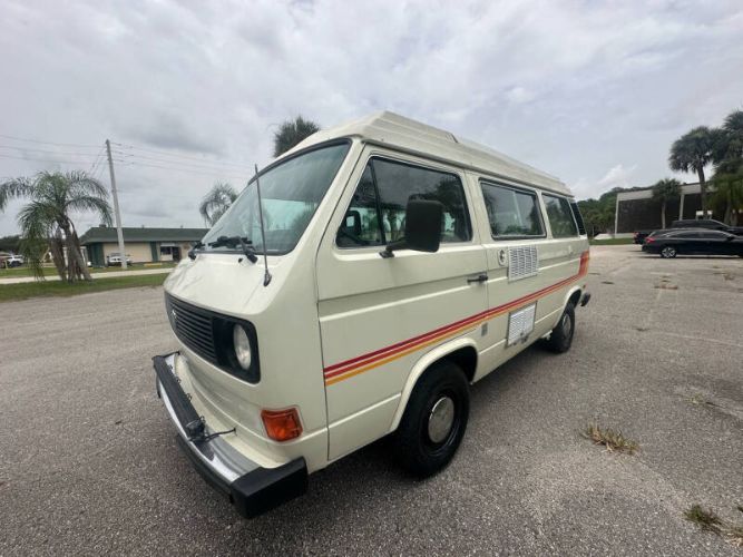 Volkswagen-Other-1983-White-Beige-23