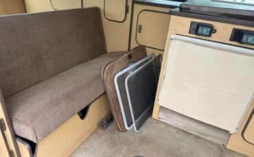 Volkswagen-Other-1983-White-Beige-3