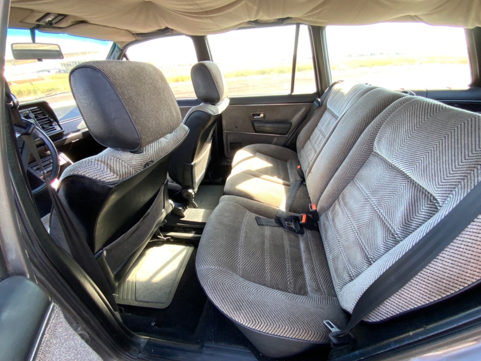 Volkswagen-Other-1984-Wagon-21