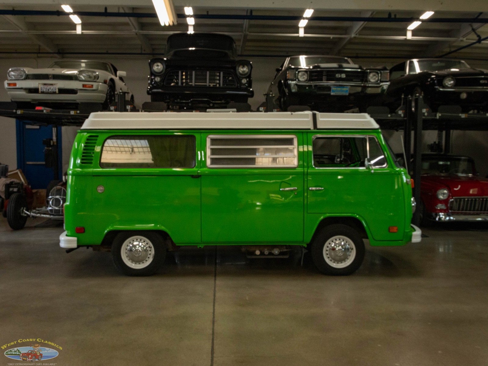 Volkswagen-Pop-Top-Camper-Van-1977-2