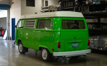 Volkswagen-Pop-Top-Camper-Van-1977-23