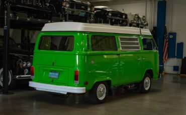 Volkswagen-Pop-Top-Camper-Van-1977-27