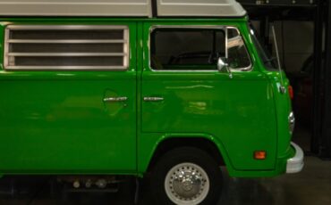 Volkswagen-Pop-Top-Camper-Van-1977-3