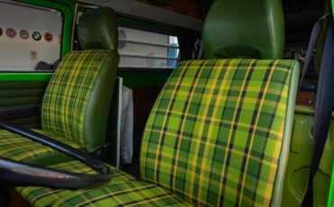Volkswagen-Pop-Top-Camper-Van-1977-30