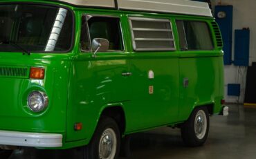 Volkswagen-Pop-Top-Camper-Van-1977-8