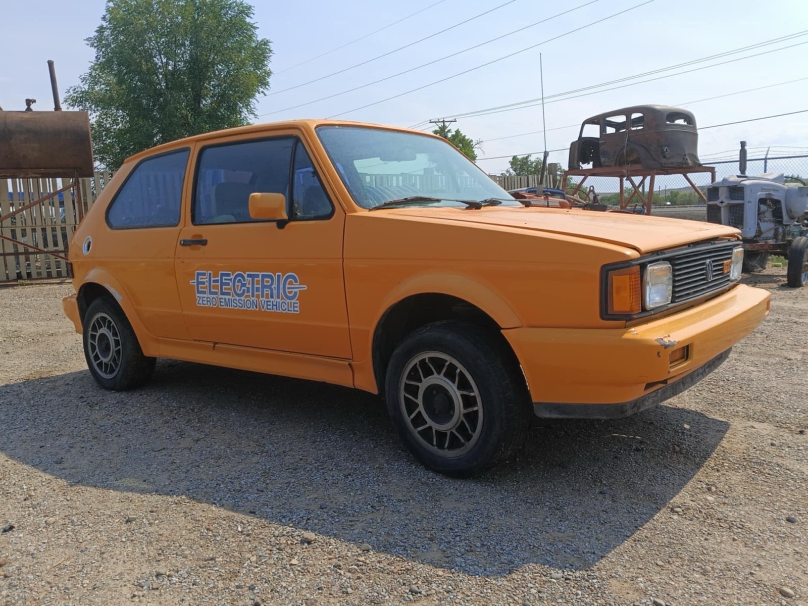 Volkswagen-Rabbit-1983-4