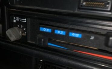 Volkswagen-Rabbit-1992-8