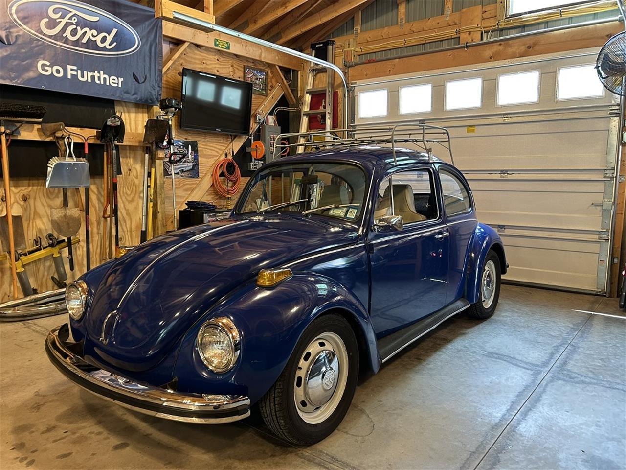 Volkswagen-Super-beetle-1971-Blue-Off-White-17