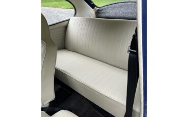 Volkswagen-Super-beetle-1971-Blue-Off-White-22