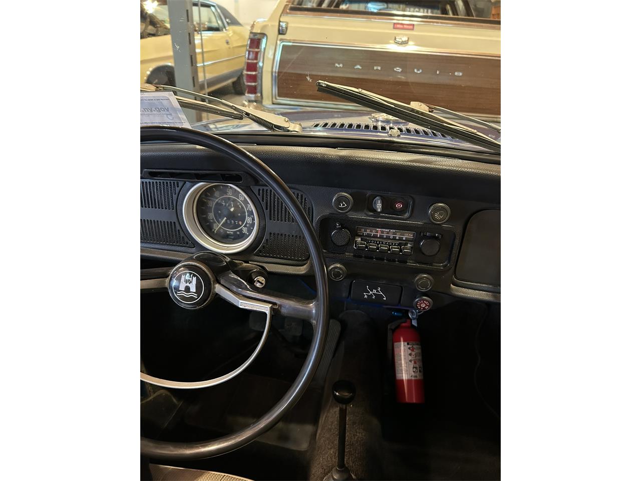 Volkswagen-Super-beetle-1971-Blue-Off-White-25