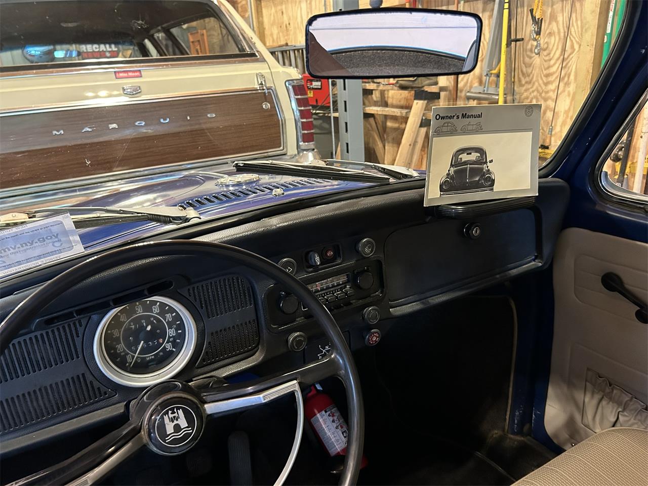 Volkswagen-Super-beetle-1971-Blue-Off-White-26