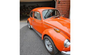 Volkswagen-Super-beetle-1971-Clementine-Orange-Black-1