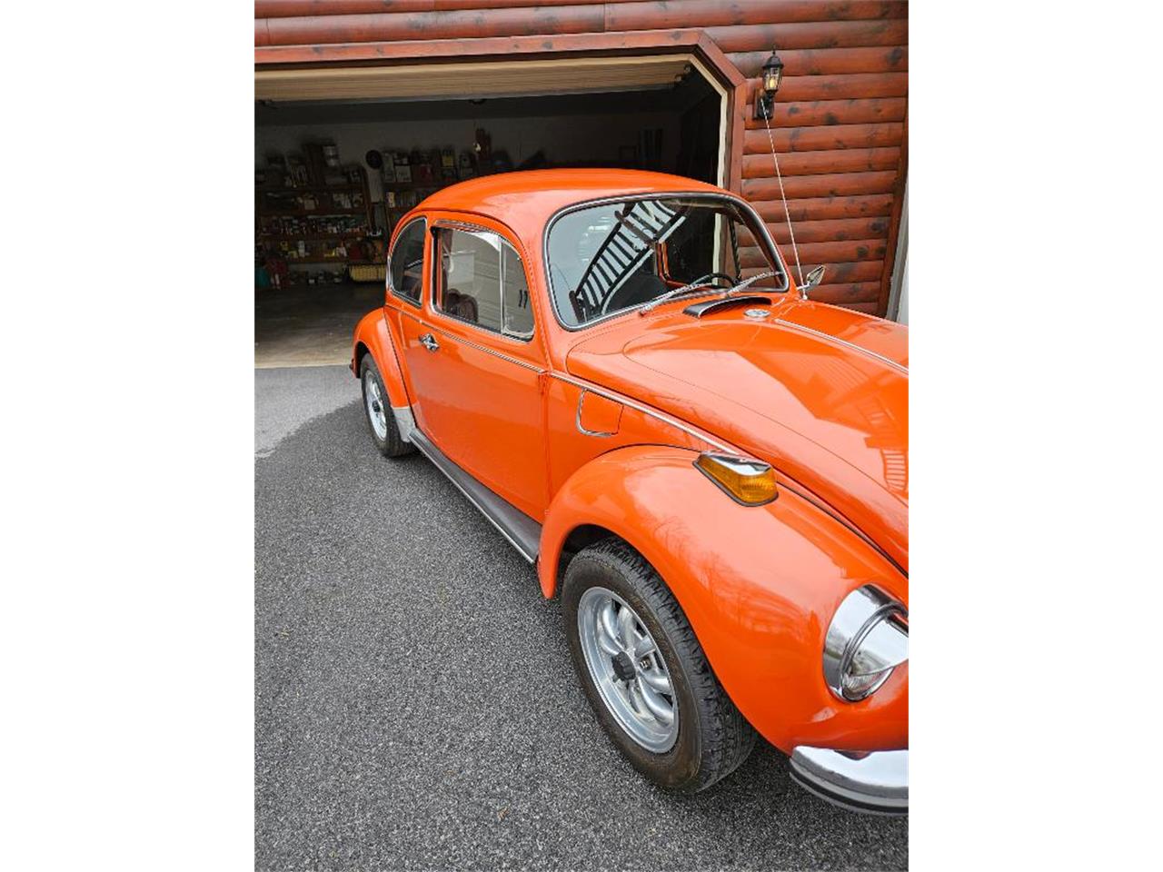 Volkswagen-Super-beetle-1971-Clementine-Orange-Black-1