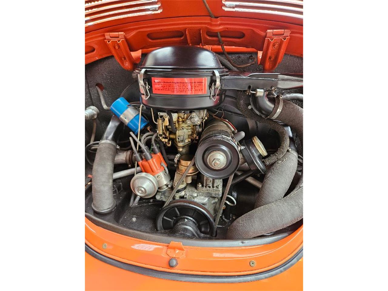 Volkswagen-Super-beetle-1971-Clementine-Orange-Black-11
