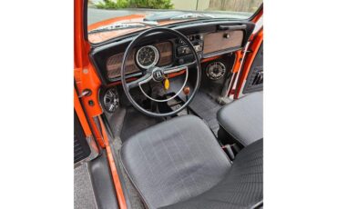 Volkswagen-Super-beetle-1971-Clementine-Orange-Black-8