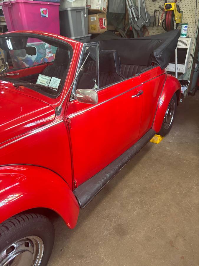 Volkswagen-Super-beetle-1971-red-1