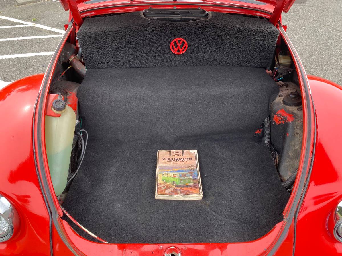 Volkswagen-Super-beetle-1971-red-1