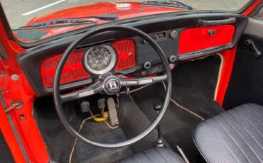 Volkswagen-Super-beetle-1971-red-14