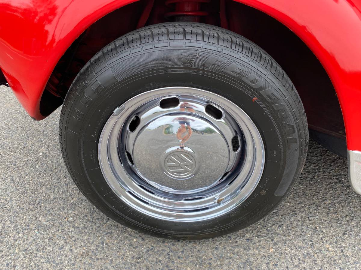 Volkswagen-Super-beetle-1971-red-15