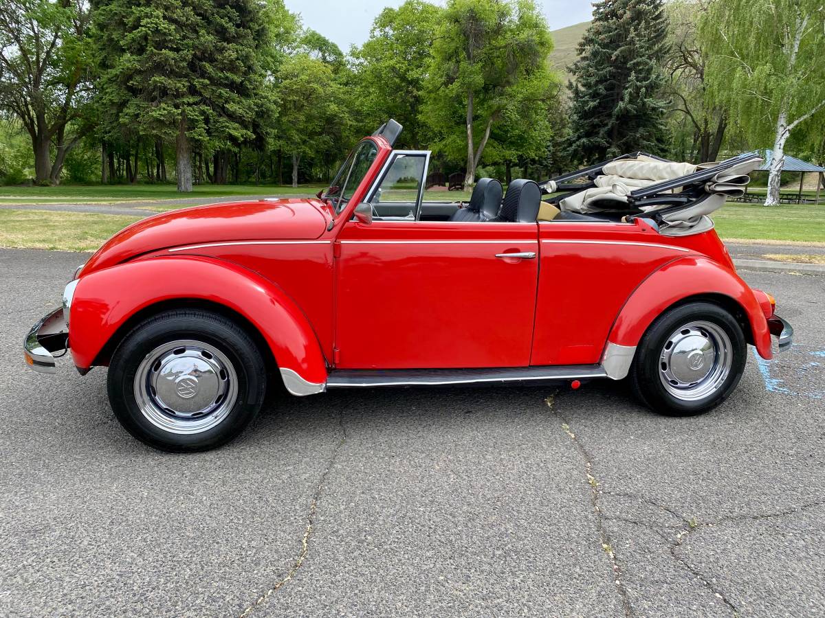 Volkswagen-Super-beetle-1971-red-21