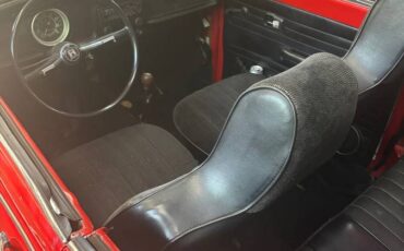 Volkswagen-Super-beetle-1971-red-3