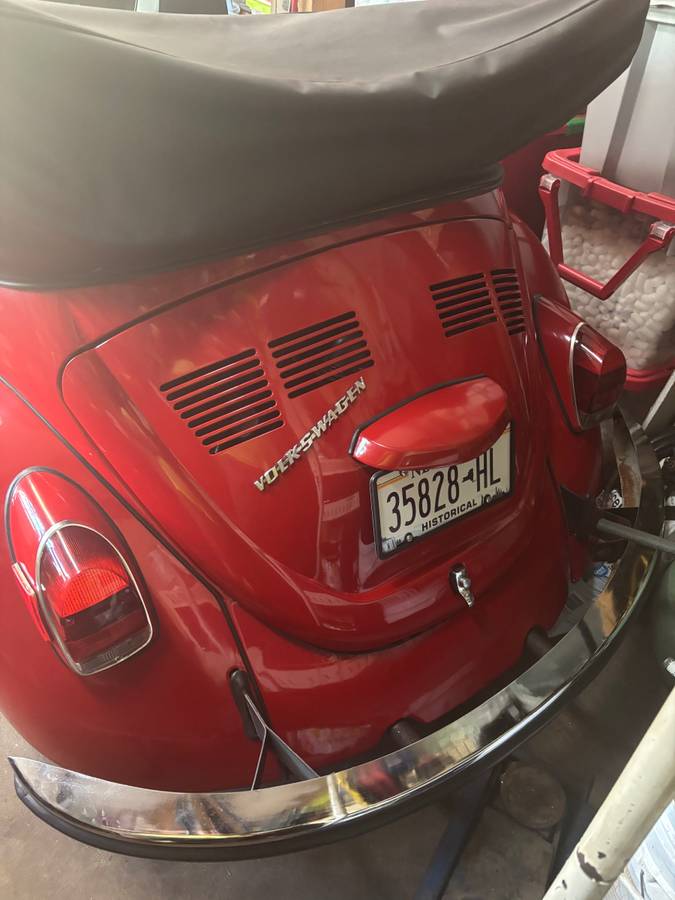 Volkswagen-Super-beetle-1971-red-5